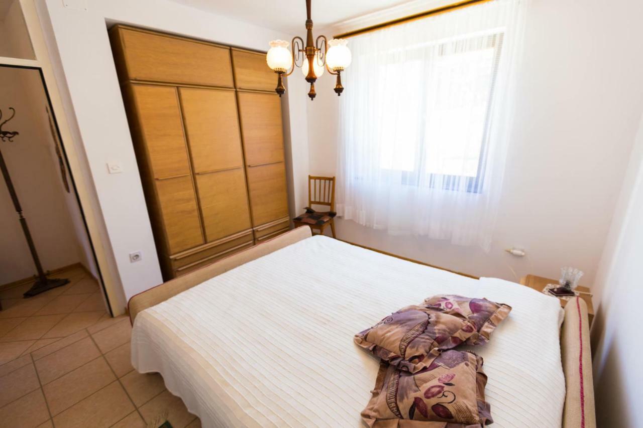 Appartamento Adelia Mali Lošinj Esterno foto